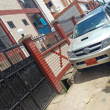 Ange Raphael Hotell Douala Exteriör bild